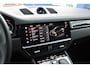 Porsche Cayenne 3.0 E-Hybrid SportDesign Platinum Edition 462pk Pano Sportuitlaat Stoelventilatie ACC BOSE 360-camera