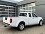 Nissan Navara 2.5 dCi SE King Cab Airco Cruise controle Trekhaak 3000kg trekhaak Pick-up p-up Euro 5 Lier afstandsbediening Vierwielaandrijving Openlaadbak Bpm vrij!!