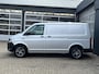 Volkswagen Transporter 2.0 TSI L1H1 Benzine/Cng Dubbele Schuifdeur Airco Cruise controle Bpm vrij Trekhaak Klep achter Stand kachel Euro 6 Benzine Ideaal voor ombouw naar Camper !!