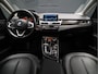 BMW 2-Serie Active Tourer 225xe iPerformance High Executive [SCHUIFKANTELDAK, CAMERA, STOELVERWARMING, HEAD-UP, ADAPTIVE CRUISE CONTROL, VOL LEDER, CLIMATE, NIEUWSTAAT]