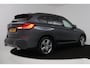 BMW X1 SDrive20i High Executive Edition (PANORAMADAK, STOELVERWARMING, HEAD-UP, CRUISE CONTROL, PARKEERSENSOREN, DEALER ONDERHOUD)