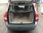 Volvo V50 2.4 Momentum - Airco - Leer - Mooie auto!