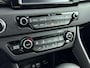 Kia Niro 1.6 GDi HYBRID EXECUTIVELINE | TREKHAAK | NAVI | CAMERA | LEDER | PDC | LM VELGEN | STOEL & STUURVERWARMING | AUTOMAAT |