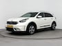 Kia Niro 1.6 GDi HYBRID EXECUTIVELINE | TREKHAAK | NAVI | CAMERA | LEDER | PDC | LM VELGEN | STOEL & STUURVERWARMING | AUTOMAAT |