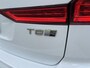 Volvo XC60 2.0 T8 Twin Engine AWD Inscription | Luchtvering | Stoelmassage | Trekhaak |