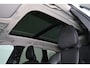 Volvo XC60 T6 Recharge AWD Plus Dark - Panorama/schuifdak - IntelliSafe Assist & Surround - Harman/Kardon audio - Parkeercamera achter - Adaptieve LED koplampen - Verwarmde voorstoelen, stuur & achterbank - Parkeersensoren voor & achter - Elektr. bedienb. voorstoelen met geheugen - Draadloze tel. lader - Standkachel - Extra getint glas - 19' LMV