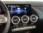 Mercedes-Benz B-klasse 180 Business Solution AMG | NAVIGATIE | PANORAMADAK | PARKEERSENSOREN RONDOM | ACHTERUITRIJCAMERA | STOELVERWARMING | STOELGEHEUGEN