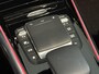 Mercedes-Benz B-klasse 180 Business Solution AMG | NAVIGATIE | PANORAMADAK | PARKEERSENSOREN RONDOM | ACHTERUITRIJCAMERA | STOELVERWARMING | STOELGEHEUGEN