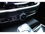 Volvo V60 T6 Plug-in hybrid AWD Plus Dark | Semi elektrische trekhaak | Verwarmbare voorstoelen en stuurwiel | Premium audio by Harman Kardon | 360" camera | Voorstoelen met geheugenfunctie |