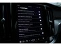 Volvo V60 T6 Plug-in hybrid AWD Plus Dark | Semi elektrische trekhaak | Verwarmbare voorstoelen en stuurwiel | Premium audio by Harman Kardon | 360" camera | Voorstoelen met geheugenfunctie |