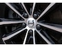 Volvo V60 T6 Plug-in hybrid AWD Plus Dark | Semi elektrische trekhaak | Verwarmbare voorstoelen en stuurwiel | Premium audio by Harman Kardon | 360" camera | Voorstoelen met geheugenfunctie |