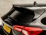 Ford Focus 1.0 EcoBoost Sport (APPLE CARPLAY, GROOT NAVI, LANE ASSIST, GETINT GLAS, SPORTSTOELEN, CRUISE, PARKEERSENSOREN, LM VELGEN, NIEUWSTAAT)