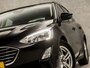 Ford Focus 1.0 EcoBoost Sport (APPLE CARPLAY, GROOT NAVI, LANE ASSIST, GETINT GLAS, SPORTSTOELEN, CRUISE, PARKEERSENSOREN, LM VELGEN, NIEUWSTAAT)