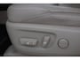 Toyota Land Cruiser 7 pers. 2.8 D-4D Professional | Panoramadak | Trekhaak | Treeplanken | Stoel-/achterbankverwarming | Stoelventilatie | Leder | Dodehoek detectie | JBL