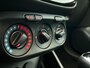Opel Corsa 1.4 Online Edition 90pk | Navigatie via Apple Carplay/Android Auto | Airco | Cruise Control | Parkeersensoren Achter | Lederen Stuurwiel | DAB Ontvanger | 16" Lichtmetalen Velgen |
