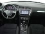 Volkswagen Tiguan Allspace 2.0 TSI 4Motion Highline Business R | Panoramadak | 1e Eigenaar | NL Auto | Trekhaak | Extra Winterset |