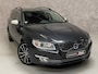 Volvo V70 2.4 D5 Summum /Parkeersensoren /Stoelverwarming