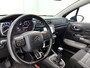 Citroën C3 1.2 Shine 110pk | Navigatie | Climate Control | Cruise Control | Achteruitrijcamera | Parkeersensoren Voor + Achter | DAB Ontvanger | 17" Lichtmetalen Velgen | Apple Carplay/Android Auto |