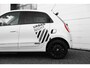 Renault Twingo Z.E. URBAN NIGHT X R 80 PK 22 KW batterij | Metallic wit | Camera achter | NAVI | Apple car play | 4 seizoensbanden | LM Velgen | | incl. Bovag rijklaarpakket met 12 maanden garantie |