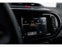 Renault Twingo Z.E. URBAN NIGHT X R 80 PK 22 KW batterij | Metallic wit | Camera achter | NAVI | Apple car play | 4 seizoensbanden | LM Velgen | | incl. Bovag rijklaarpakket met 12 maanden garantie |