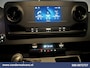 Mercedes-Benz Sprinter 315 CDI 150pk L3H2 Euro6 Airco | 360 Graden Camera | Apple Carplay | Navigatie Cruisecontrol, Android Auto, Stoelverwarming, Chauffeursstoel, Parkeersensoren, Bijrijdersbank