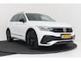 Volkswagen Tiguan 1.4 TSI eHybrid R-Line Business+ | Uitklap Trekhaak | Dealer Ond. | 360 Camera | Head-Up | Digital Cockpit |