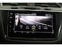 Volkswagen Tiguan 1.4 TSI eHybrid R-Line Business+ | Uitklap Trekhaak | Dealer Ond. | 360 Camera | Head-Up | Digital Cockpit |