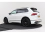 Volkswagen Tiguan 1.4 TSI eHybrid R-Line Business+ | Uitklap Trekhaak | Dealer Ond. | 360 Camera | Head-Up | Digital Cockpit |