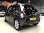Toyota Aygo 1.0 VVT-i x-play I Airco I Led verlichting I New APK + Olie + Filter I Achteruitrij camera I Isofix I Compleet onderhd