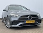 Mercedes-Benz C-klasse Estate 180 AMG Line Trekhaak Pano Burmester Memory HUD Leer Verw+Ventilatie BOMVOL!
