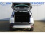 Opel Crossland 1.2-110pk Turbo 'Elegance'. Mooie en luxe hoogzitter met weinig km's ! Volautm. airco dual, cruise control, camera, comfortstoelen, metallic lak,  LM wielen, navigatie, telefoonvoorb., lane- en side assist, parkeersensoren v+a,  LED verlichting  etc.