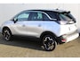 Opel Crossland 1.2-110pk Turbo 'Elegance'. Mooie en luxe hoogzitter met weinig km's ! Volautm. airco dual, cruise control, camera, comfortstoelen, metallic lak,  LM wielen, navigatie, telefoonvoorb., lane- en side assist, parkeersensoren v+a,  LED verlichting  etc.