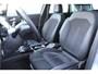 Opel Crossland 1.2-110pk Turbo 'Elegance'. Mooie en luxe hoogzitter met weinig km's ! Volautm. airco dual, cruise control, camera, comfortstoelen, metallic lak,  LM wielen, navigatie, telefoonvoorb., lane- en side assist, parkeersensoren v+a,  LED verlichting  etc.