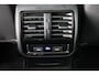 Volkswagen Passat Variant 1.4 TSI PHEV GTE Business 218 pk Automaat (DSG) | Trekhaak | Panoramadak | Parkeersensoren (Park assist) | Achteruitrijcamera | Adaptieve cruise control | Stoelverwarming |