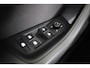 Volkswagen Passat Variant 1.4 TSI PHEV GTE Business 218 pk Automaat (DSG) | Trekhaak | Panoramadak | Parkeersensoren (Park assist) | Achteruitrijcamera | Adaptieve cruise control | Stoelverwarming |