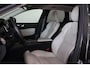 Volvo XC60 T5 Inscription - Panorama/schuifdaK - IntelliSafe Assist & Surround - Parkeercamera achter - Verwarmde voorstoelen - Parkeersensoren voor & achter - Elektr. bedienb. bestuurdersstoel met geheugen - Extra getint glas - 19' LMV