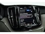 Volvo XC60 2.0 T6 Plug-in hybrid AWD Plus Dark | Pano | H&K | Keyless | 360Cam | Stoelvent. | Memory Seats