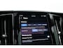 Volvo XC60 2.0 T6 Plug-in hybrid AWD Plus Dark | Pano | H&K | Keyless | 360Cam | Stoelvent. | Memory Seats