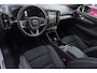 Volvo EX40 Single Motor Extended Range Ultra 82 kWh | Adaptieve Cruise + Pilot Assist | BLIS | Stoel + Stuurverwarming | Elektrisch Verstelbare Stoelen + Geheugen | Panoramadak Elektrisch | Harman/Kardon Audio | Google Services