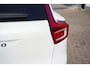 Volvo EX40 Single Motor Extended Range Ultra 82 kWh | Adaptieve Cruise + Pilot Assist | BLIS | Stoel + Stuurverwarming | Elektrisch Verstelbare Stoelen + Geheugen | Panoramadak Elektrisch | Harman/Kardon Audio | Google Services