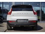 Volvo EX40 Single Motor Extended Range Ultra 82 kWh | Adaptieve Cruise + Pilot Assist | BLIS | Stoel + Stuurverwarming | Elektrisch Verstelbare Stoelen + Geheugen | Panoramadak Elektrisch | Harman/Kardon Audio | Google Services