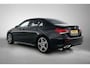 Mercedes-Benz A-klasse 200 Business AMG (SFEERVERLICHTING, CARPLAY, CAMERA, STOELVERWARMING, 1e EIGENAAR, GOED ONDERHOUDEN)