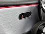 Mercedes-Benz A-klasse 200 Business AMG (SFEERVERLICHTING, CARPLAY, CAMERA, STOELVERWARMING, 1e EIGENAAR, GOED ONDERHOUDEN)