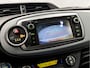 Toyota Yaris 1.5 Full Hybrid Sport Automaat (NAVIGATIE, CAMERA, CLIMATE, STUURWIELBEDIENING, CRUISE, BLUETOOTH, NIEUWE APK, NIEUWSTAAT)