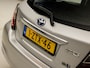 Toyota Yaris 1.5 Full Hybrid Sport Automaat (NAVIGATIE, CAMERA, CLIMATE, STUURWIELBEDIENING, CRUISE, BLUETOOTH, NIEUWE APK, NIEUWSTAAT)