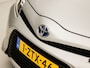 Toyota Yaris 1.5 Full Hybrid Sport Automaat (NAVIGATIE, CAMERA, CLIMATE, STUURWIELBEDIENING, CRUISE, BLUETOOTH, NIEUWE APK, NIEUWSTAAT)