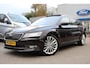 Skoda Superb Combi 2.0 TDI AUTOMAAT | NL-AUTO! | TREKHAAK | LEDER | DEALER OH! | ELEKTR. STOEL + MEMORY | CRUISE | CAMERA | PRACHTIGE STAAT!
