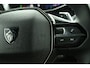 Peugeot 2008 1.2 Hybrid 145PK GT | Navigatie | Alcantara | Camera | Stoelverwarming | Adapt. Cruise Control | PDC V+A | LMV 17 Inch