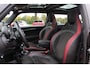 MINI John Cooper Works Mini 2.0 Chili / Panoramadak / JCW Stoelen / 18'' / Harman Kardon / Groot Navi. / Parkeerhulp V+A / Stoelverwarming / Cruise Control