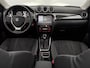 Suzuki Vitara 1.5 Hybrid Style Pano, Half leder, Camera, Navi, Stoelverwarming, Keyless start, Rijstrook correctie, 6 jaar garantie